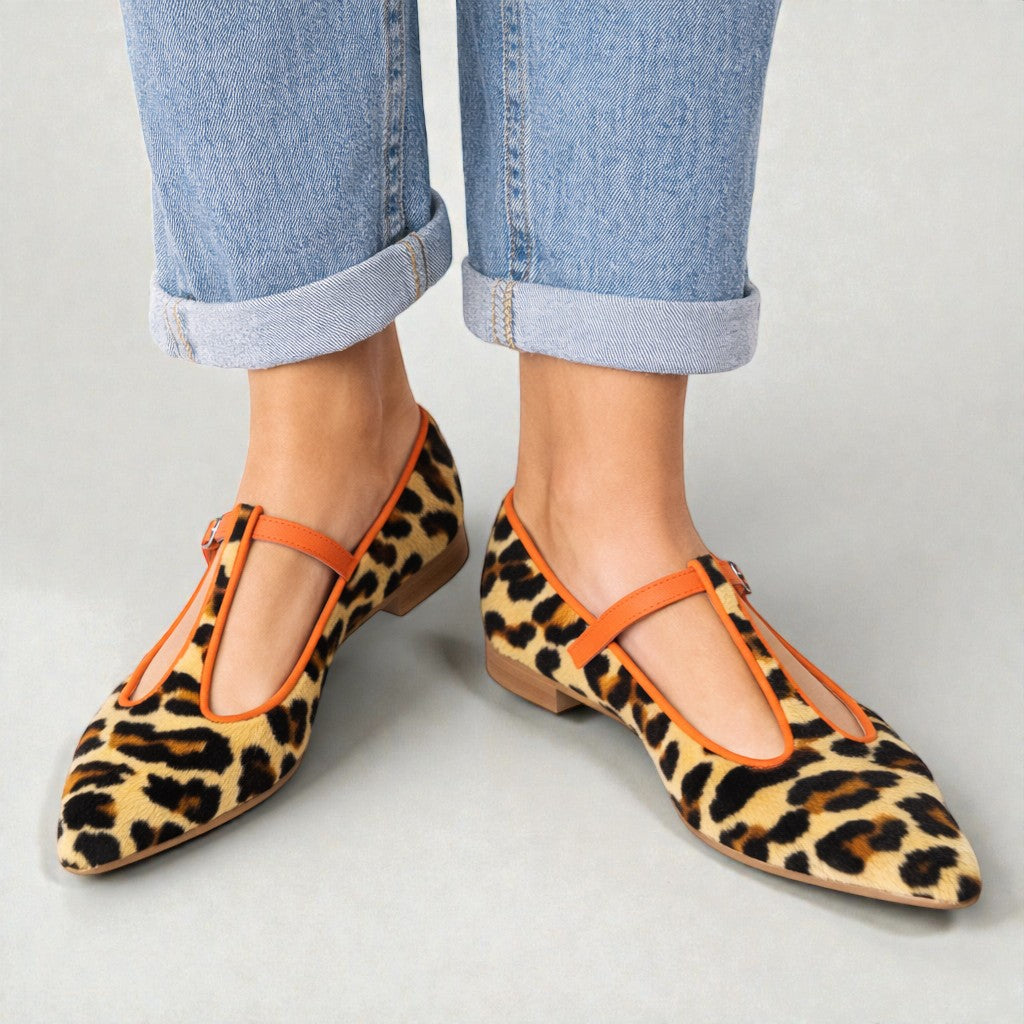 Lulu | LEOPARD T-STRAP FLATS